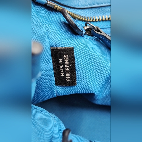 Coach Swagger 21 in Azure Blue Pebbled Leather with Rexy Charm - Picture 14 of 14